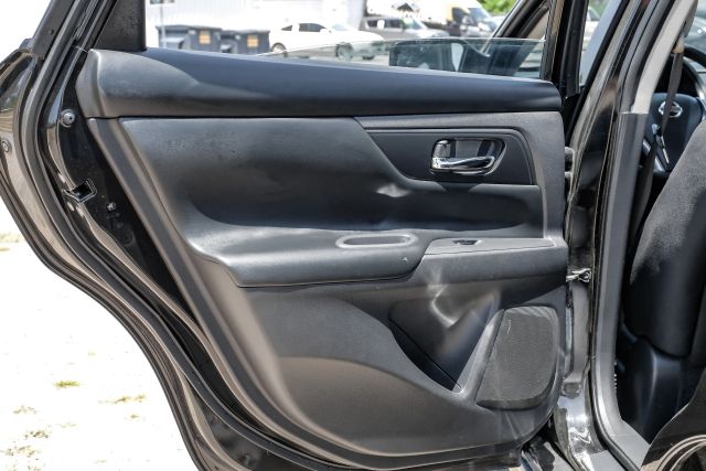 2017 Nissan Altima 2.5 S Image 45 of 60