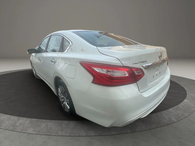 2017 Nissan Altima 2.5 S Image 8 of 33