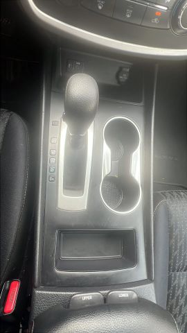 2017 Nissan Altima 2.5 S Image 19 of 33