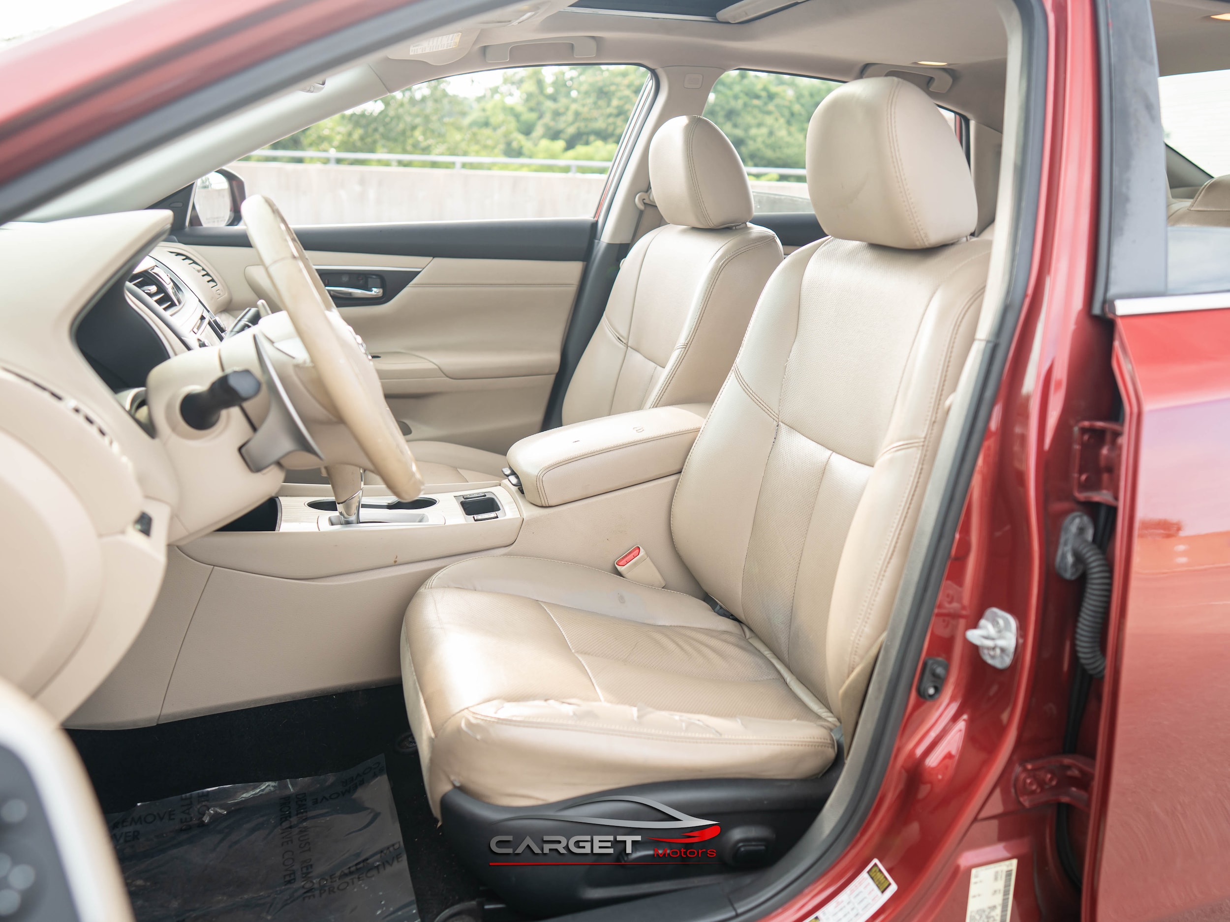 Vehicle image 16 of 49