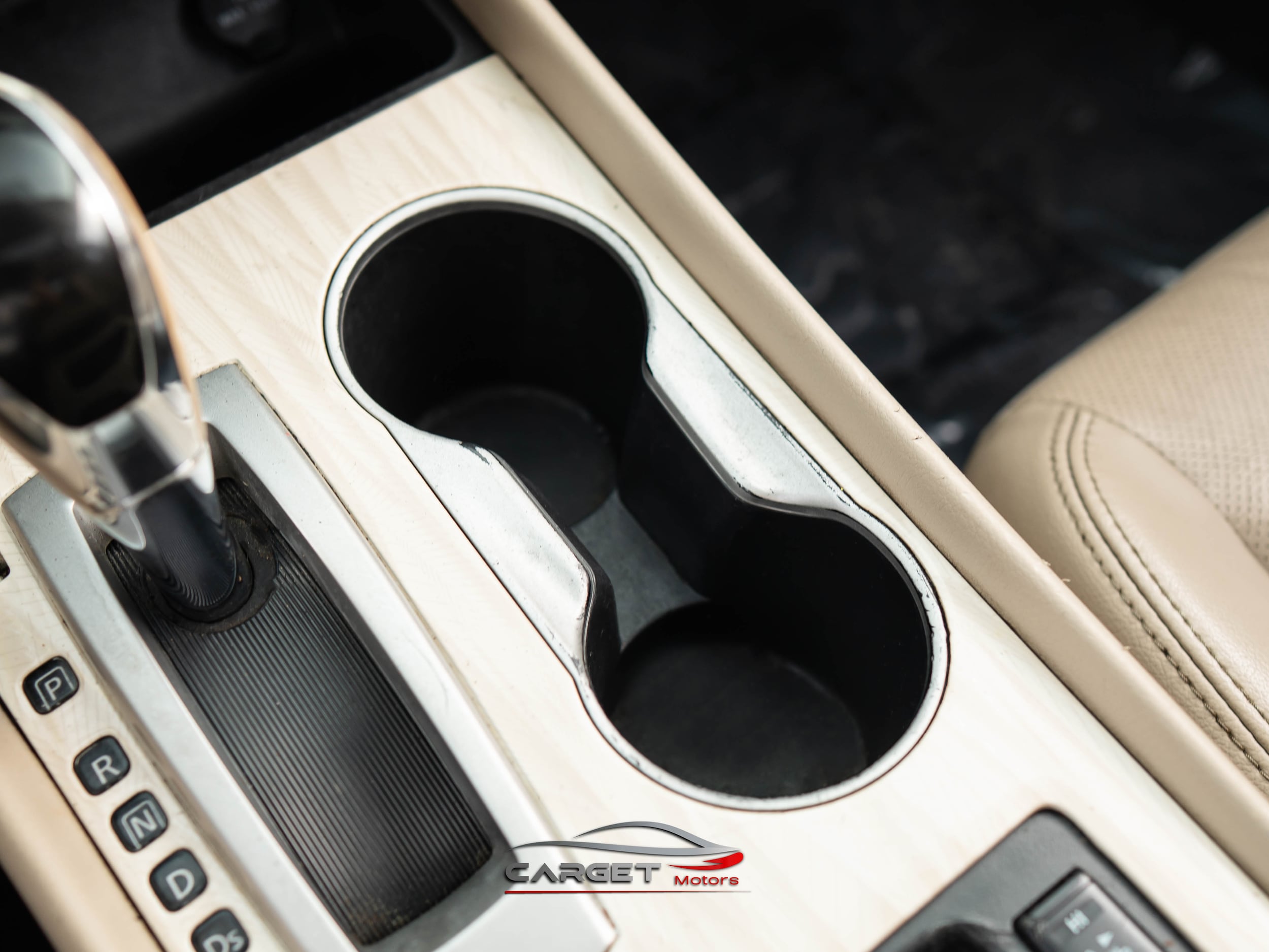Vehicle image 30 of 49