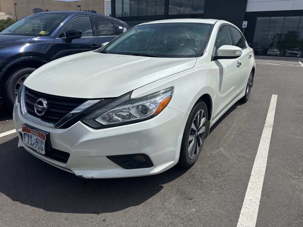 Vehicle image 1 of 7