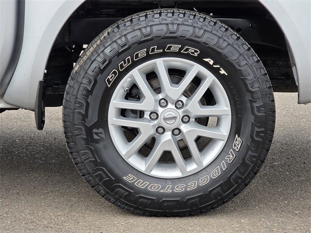 Vehicle image 16 of 38