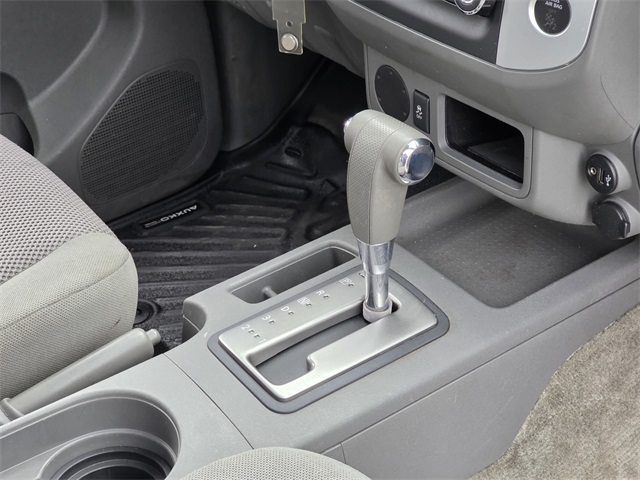 Vehicle image 11 of 38