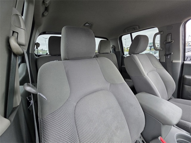 Vehicle image 13 of 38