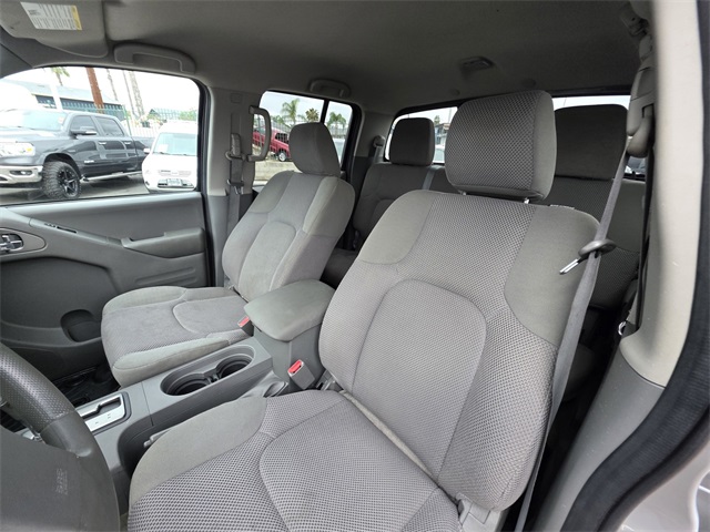 Vehicle image 19 of 38