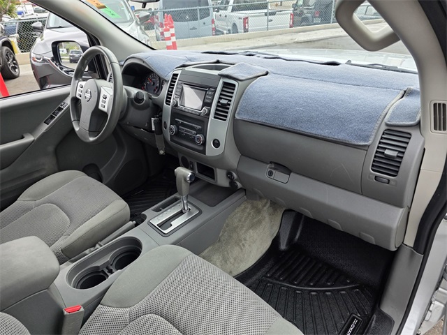 Vehicle image 9 of 38