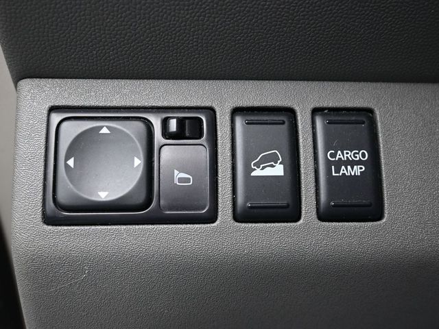 Vehicle image 38 of 54