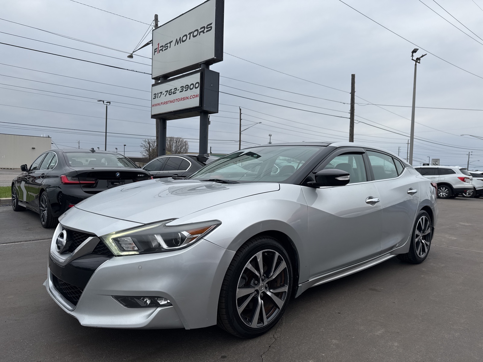 Vehicle image 1 of 44