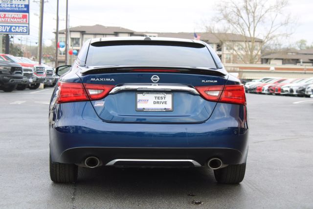 Vehicle image 4 of 35