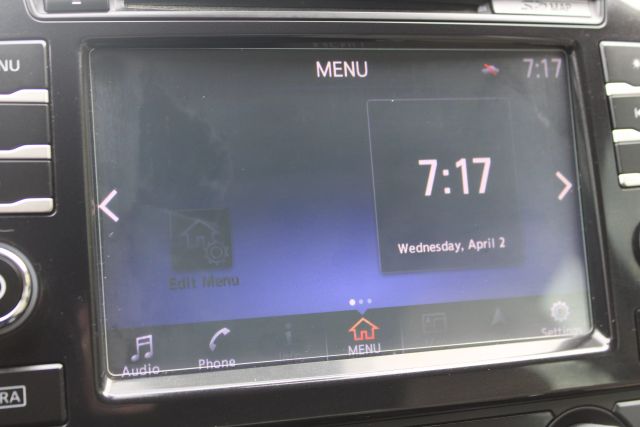 Vehicle image 11 of 35