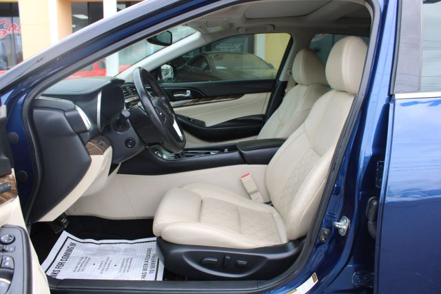 Vehicle image 9 of 35