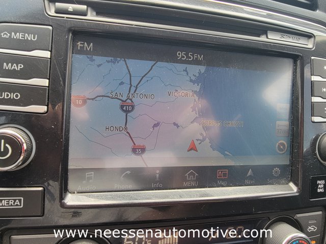 Vehicle image 23 of 38