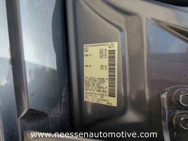 Vehicle image 28 of 38