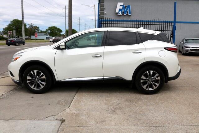 Vehicle image 5 of 18