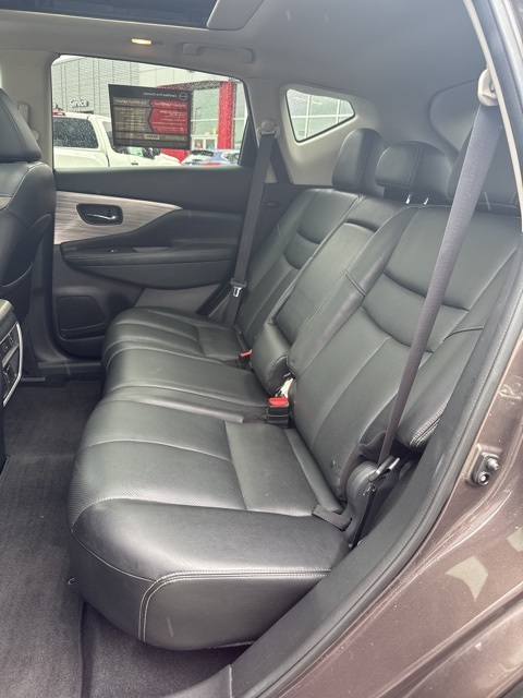 Vehicle image 12 of 45