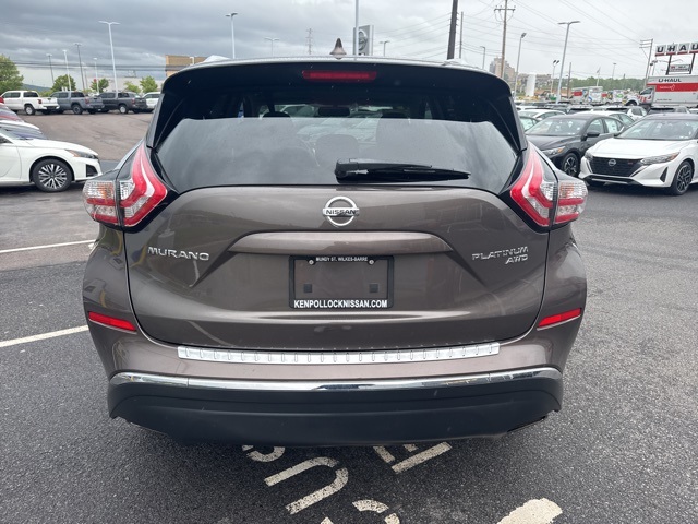 Vehicle image 9 of 45