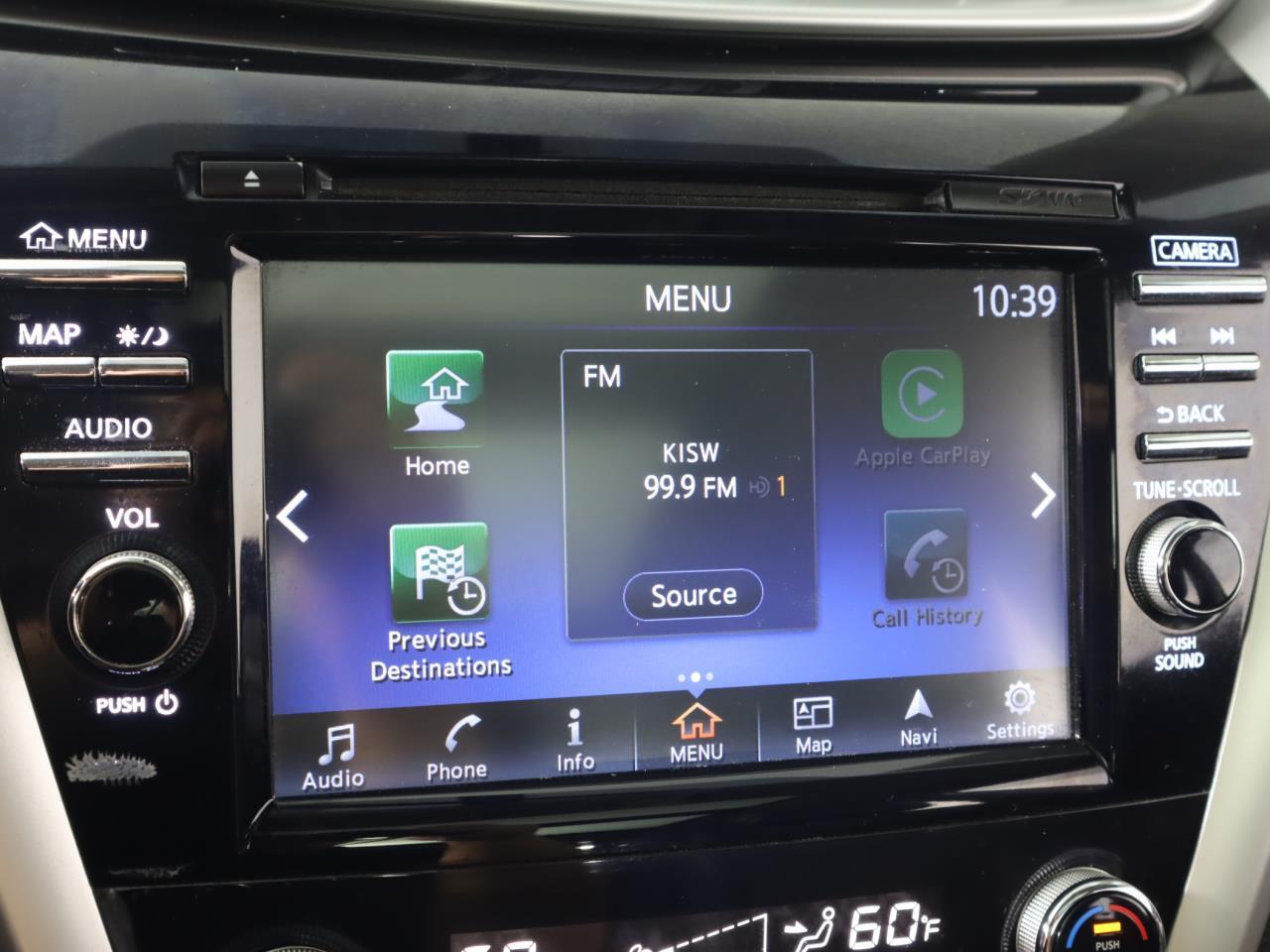 Vehicle image 17 of 49