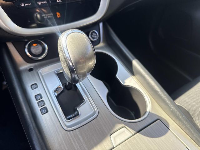 2017 Nissan Murano SL Image 19 of 34