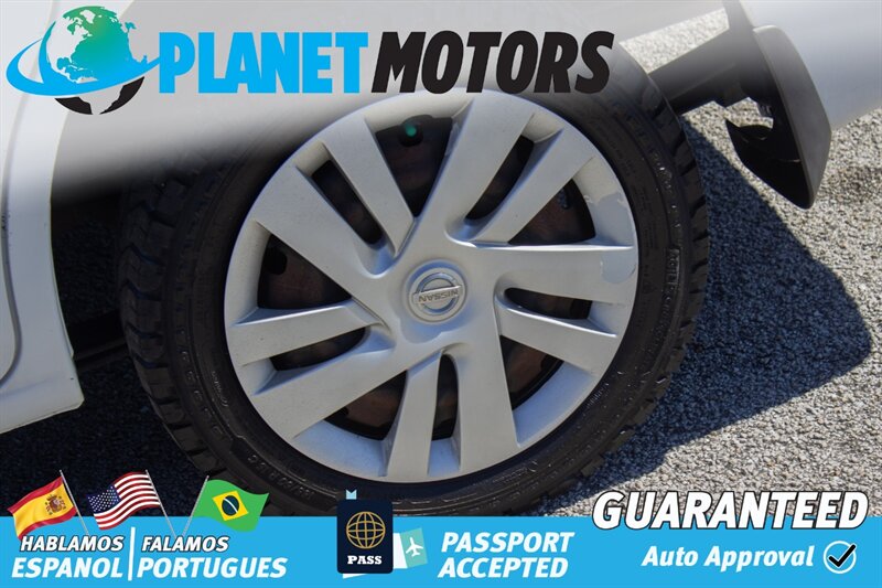 Vehicle image 19 of 23