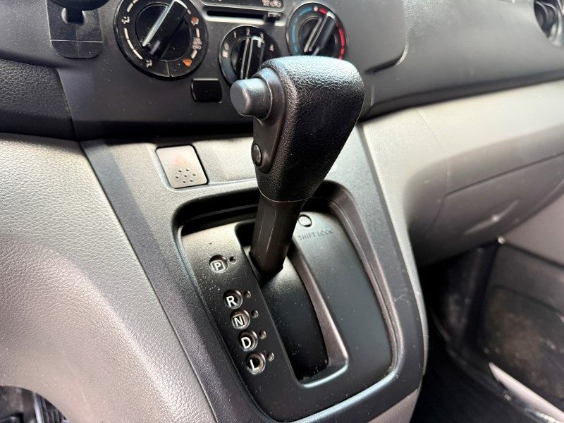 Vehicle image 20 of 30