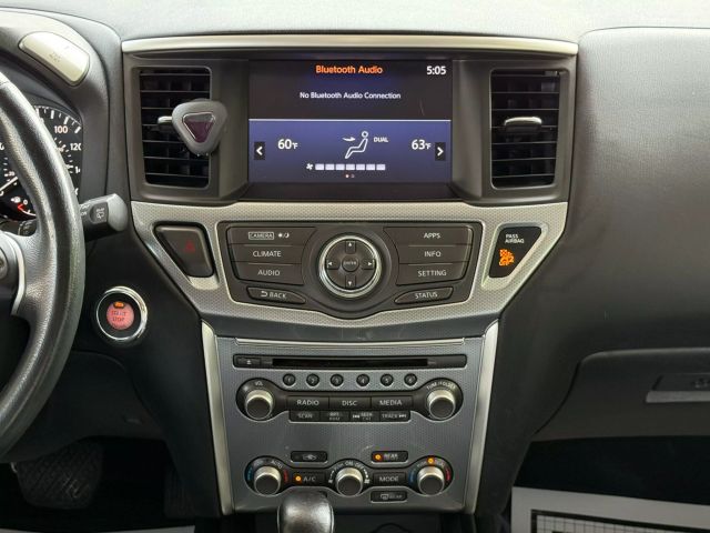 Vehicle image 29 of 51