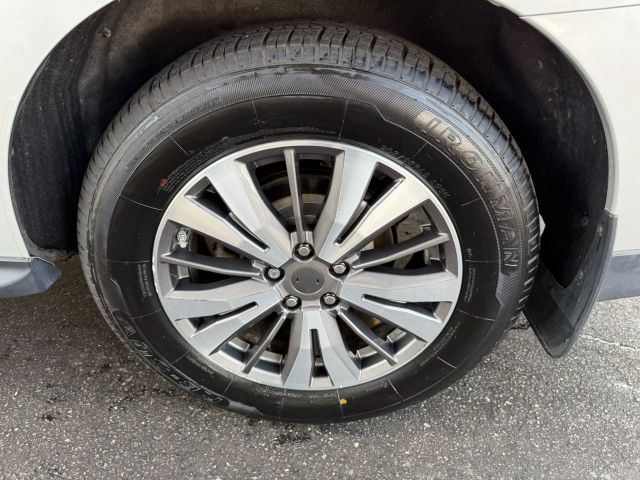 Vehicle image 44 of 51