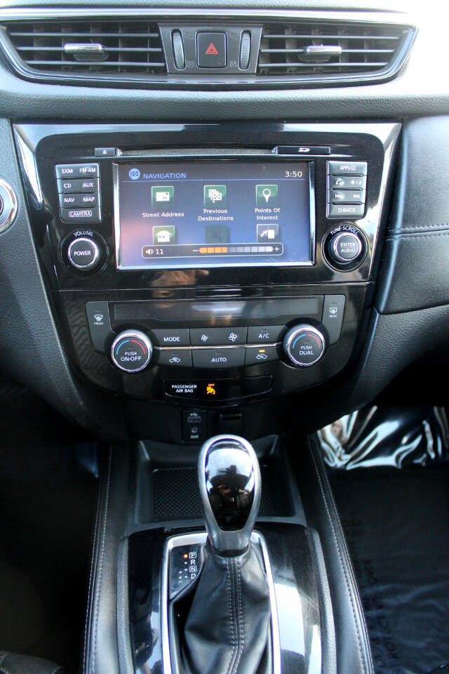 Vehicle image 24 of 33