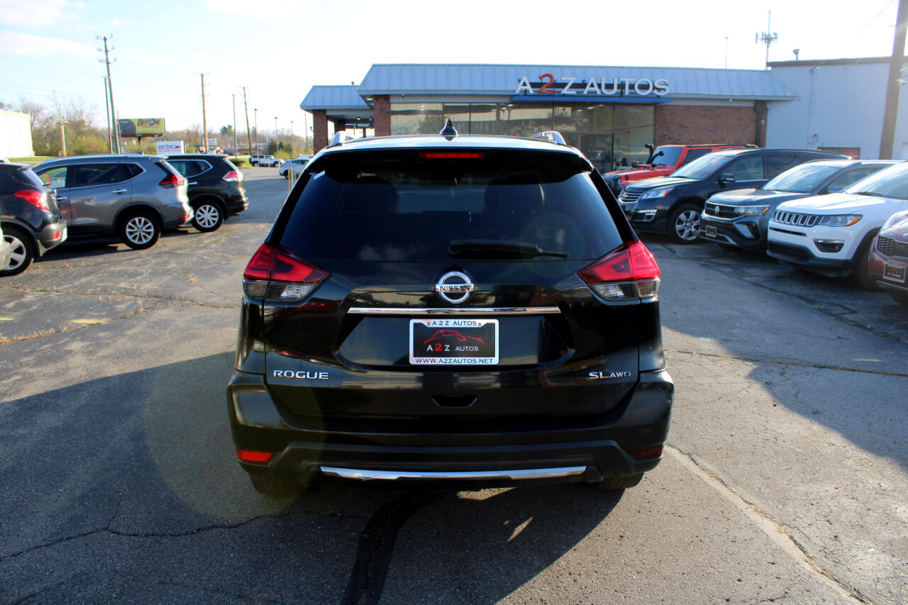 Vehicle image 4 of 33