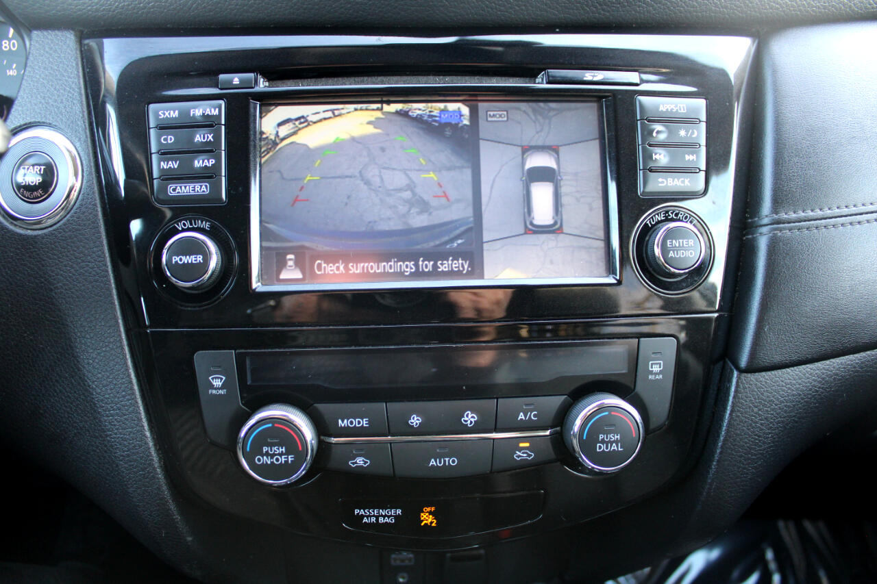 Vehicle image 28 of 33