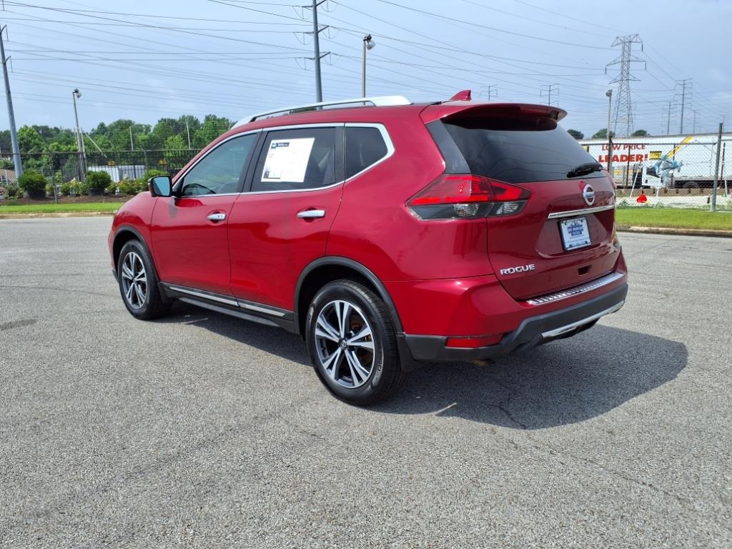 Vehicle image 8 of 25