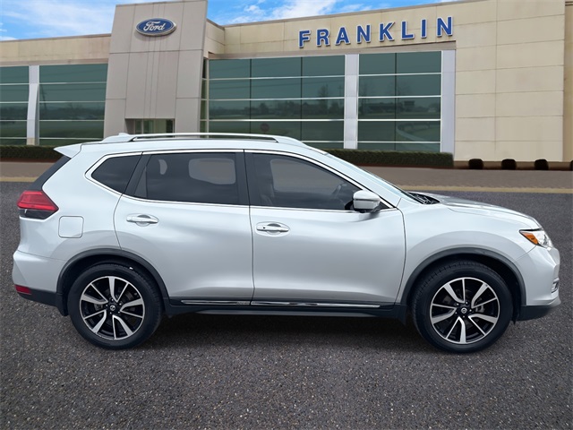 Vehicle image 4 of 42