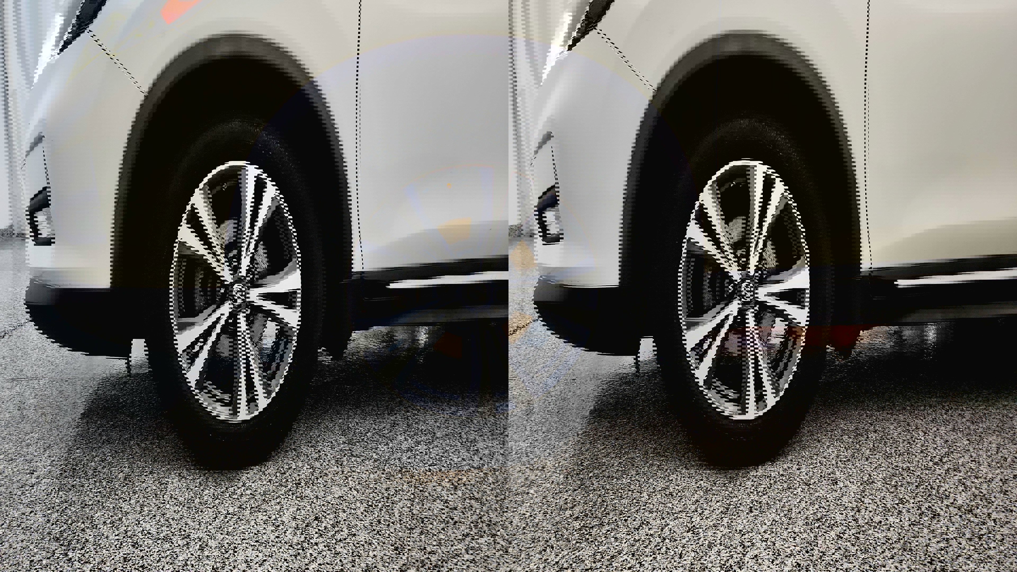 Vehicle image 33 of 33