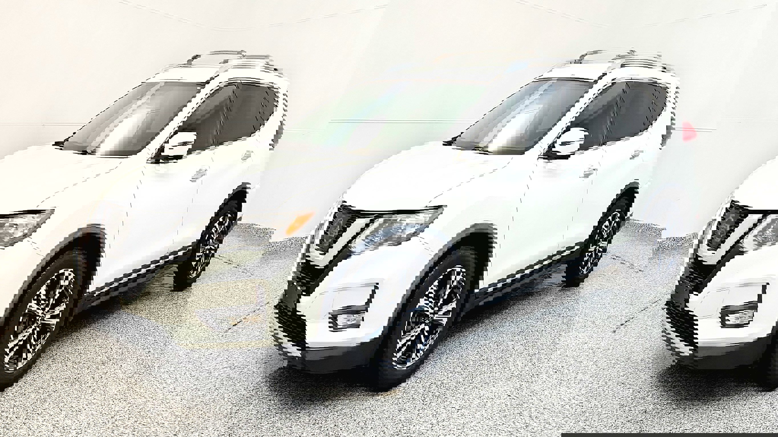 Vehicle image 1 of 33