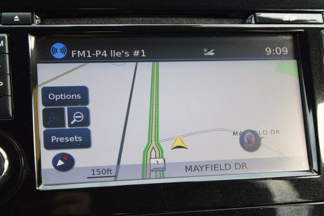 Vehicle image 14 of 42