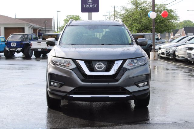Vehicle image 2 of 42