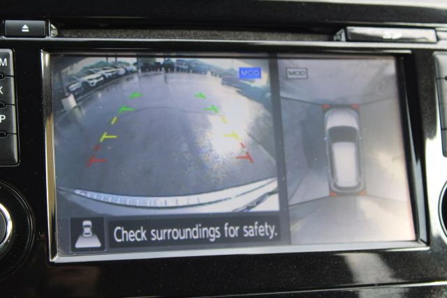 Vehicle image 13 of 42