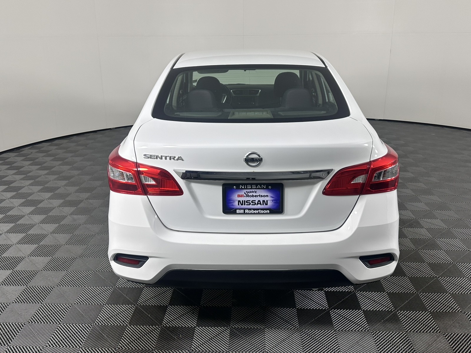 Vehicle image 6 of 26