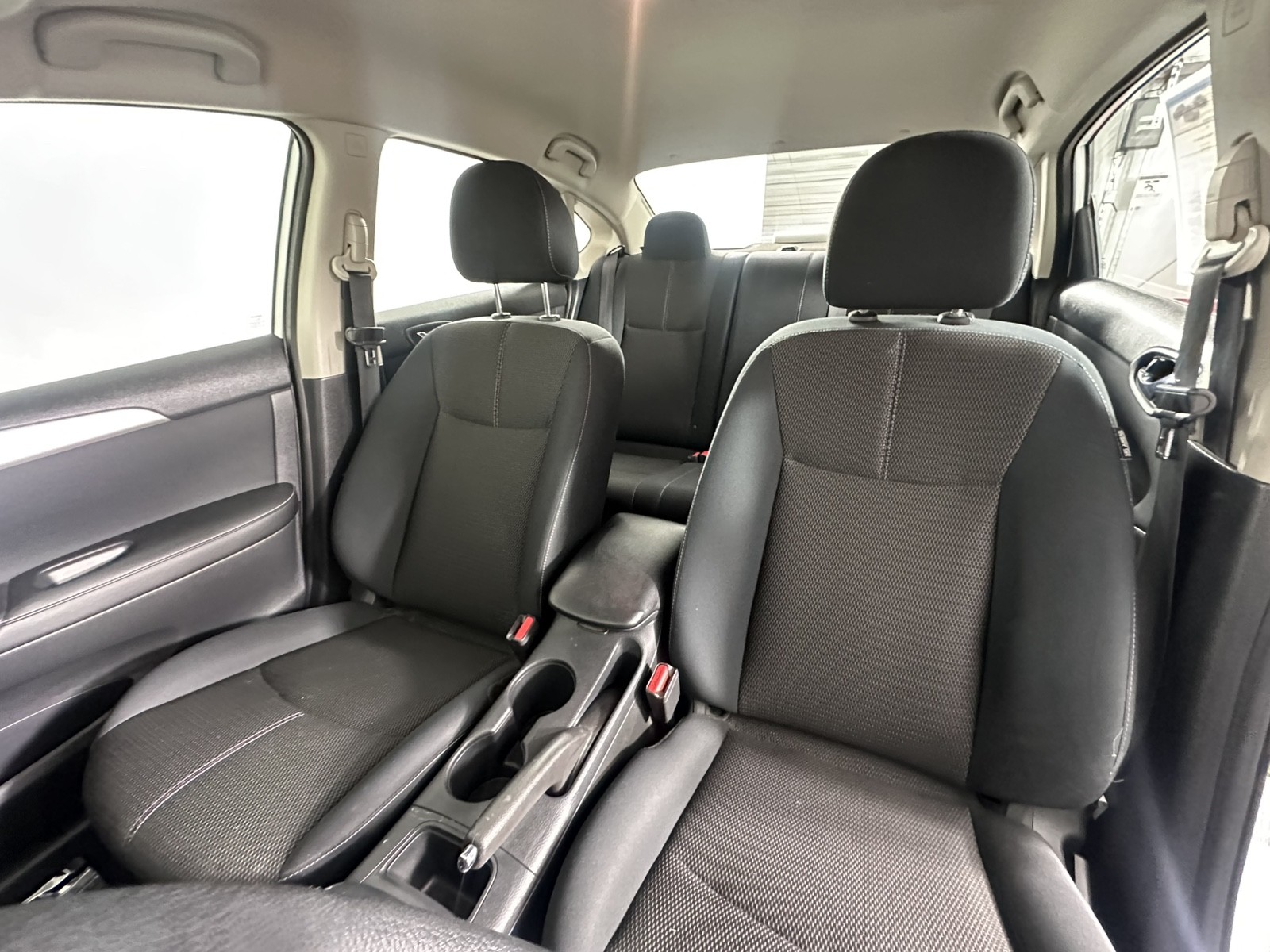 Vehicle image 11 of 26
