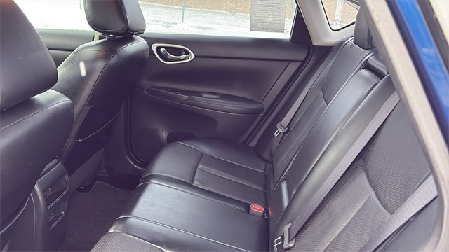 2017 Nissan Sentra SR Turbo Image 14 of 31