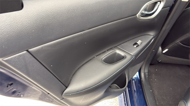 2017 Nissan Sentra SR Turbo Image 24 of 31