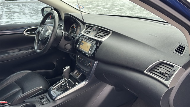2017 Nissan Sentra SR Turbo Image 16 of 31