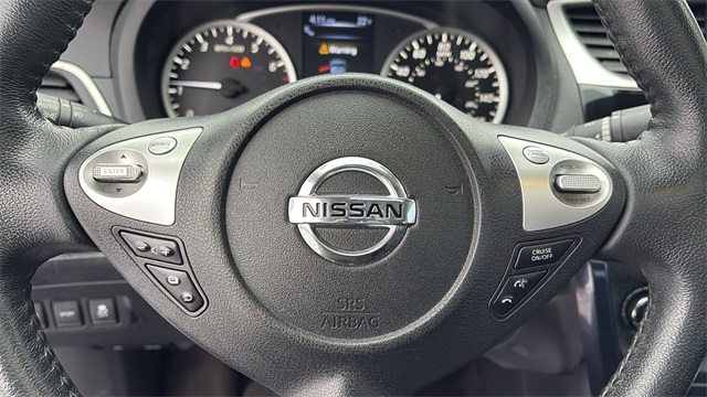 2017 Nissan Sentra SR Turbo Image 19 of 31