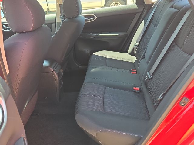 2017 Nissan Sentra SV Image 3 of 13
