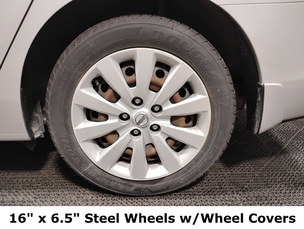 Vehicle image 19 of 41