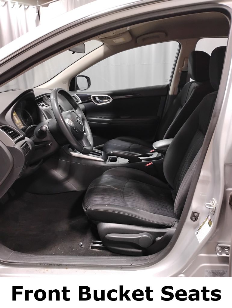Vehicle image 10 of 41