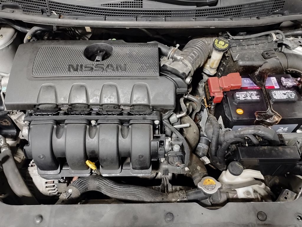 Vehicle image 21 of 41