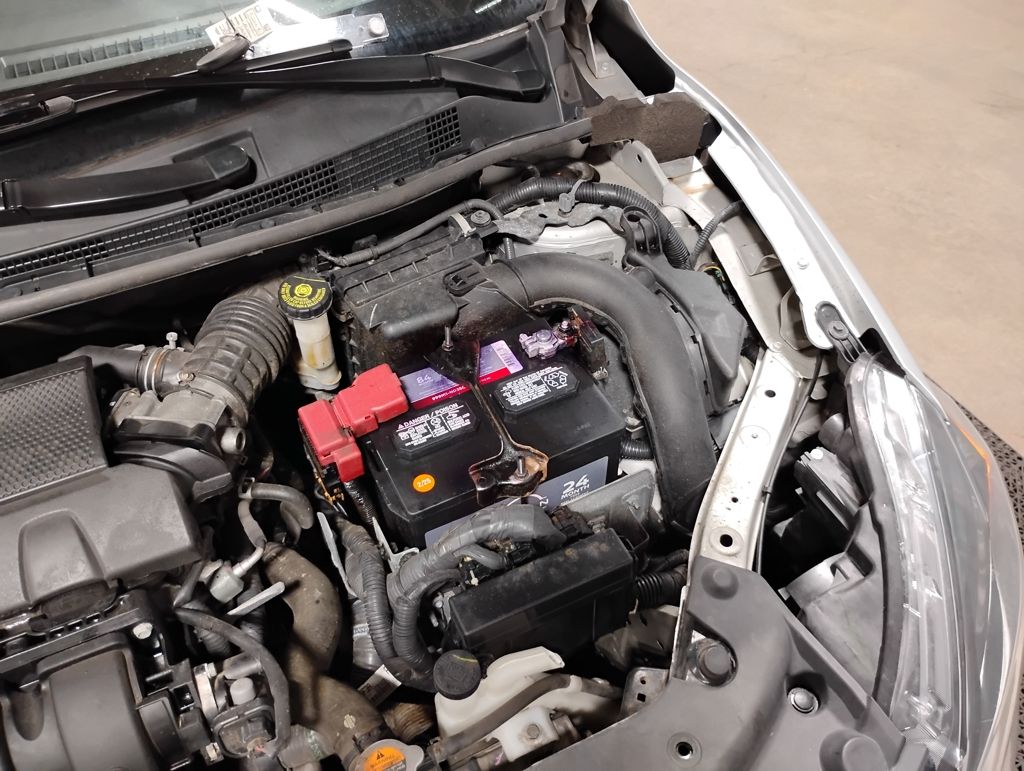 Vehicle image 17 of 41