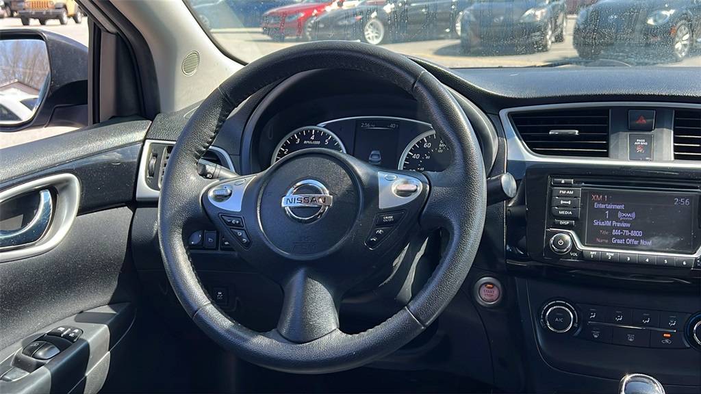 Vehicle image 15 of 46
