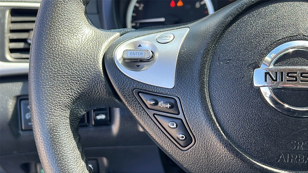 Vehicle image 18 of 46